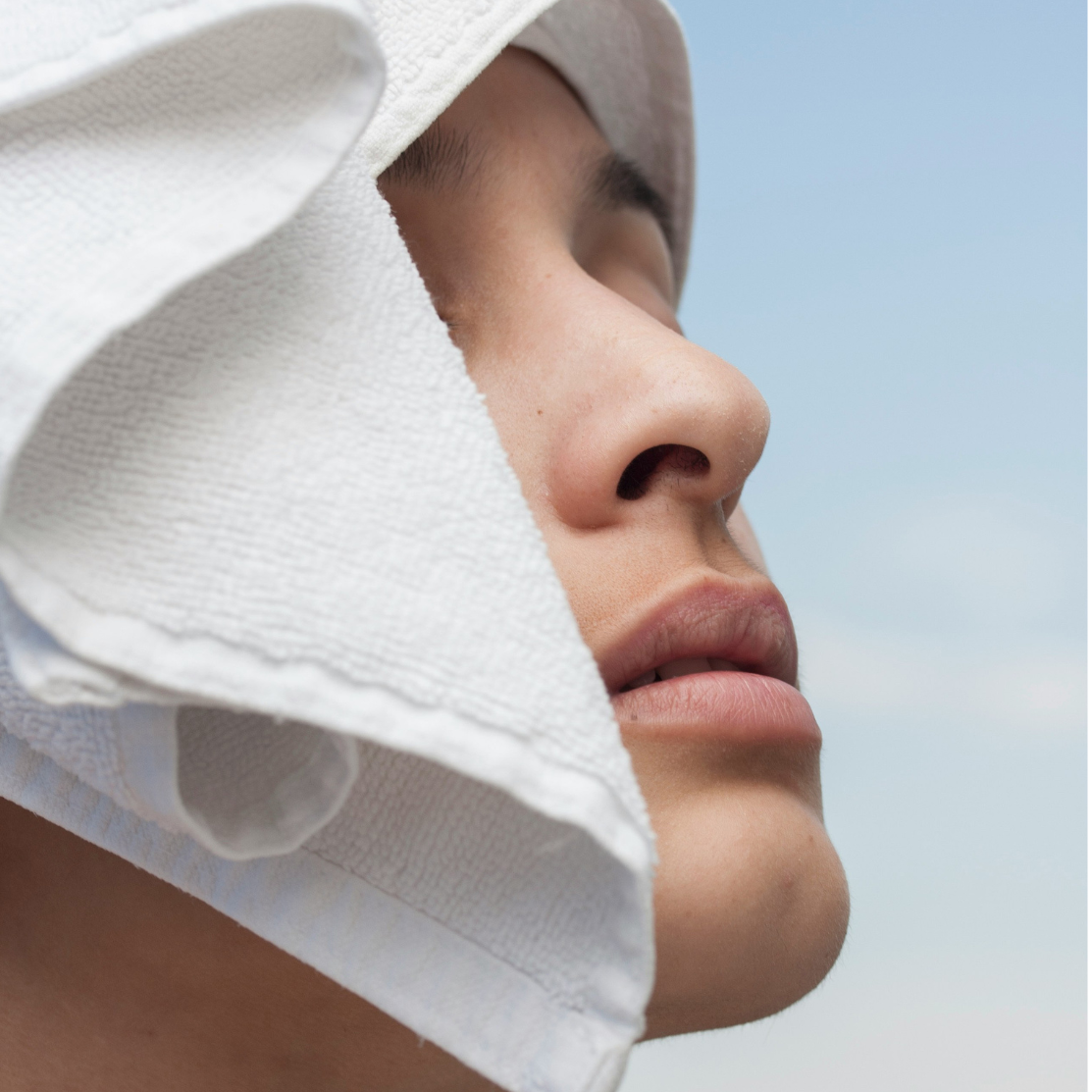 Elevate Your Glow: Unleashing the Power of Electrolytes in Moisturizers