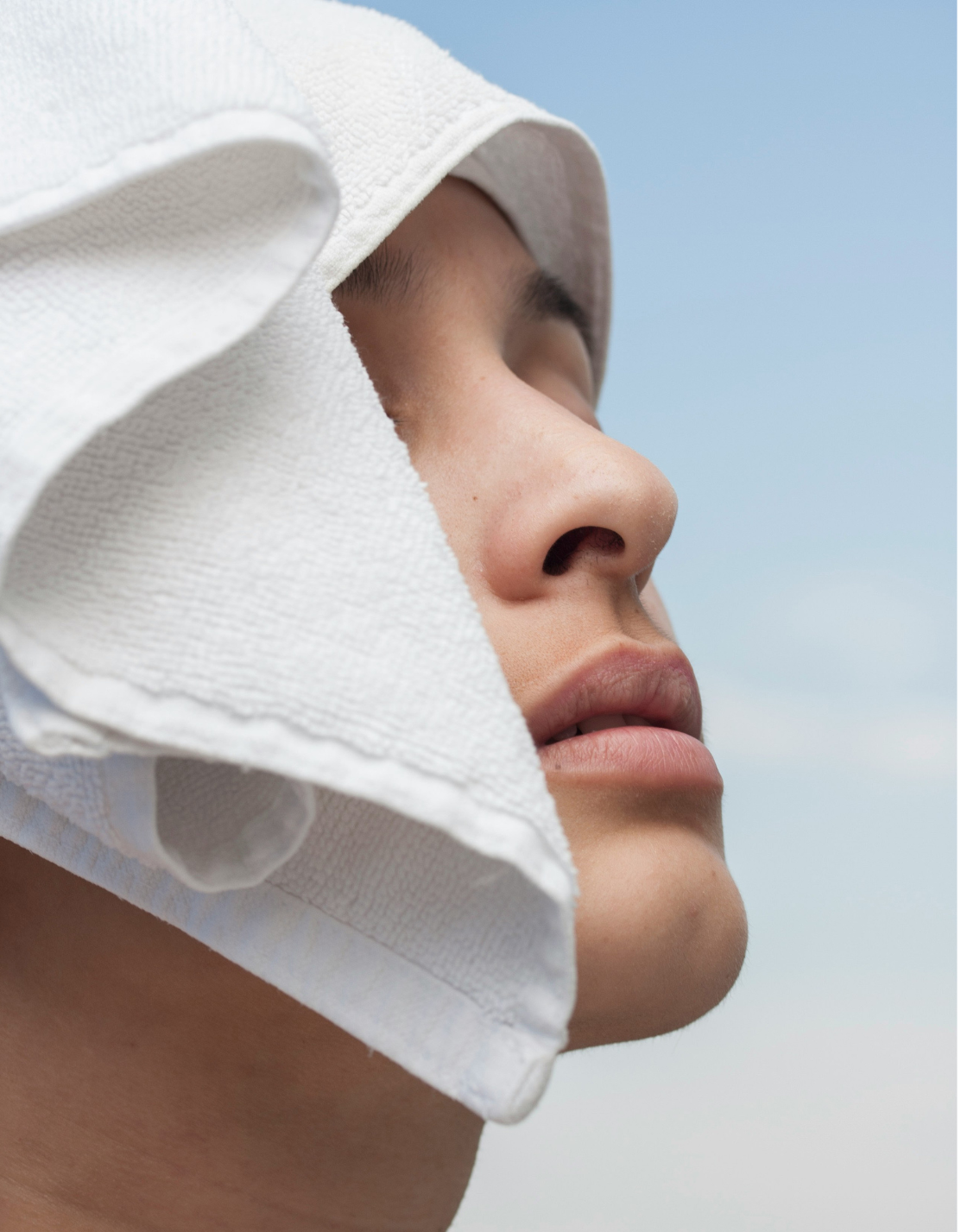 Elevate Your Glow: Unleashing the Power of Electrolytes in Moisturizers